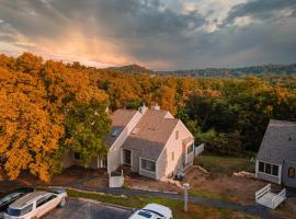 Hideaway Cove, hotel in Galena