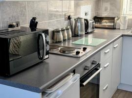 The Three bs, Hotel in Scratby