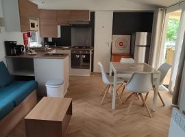 DOMA Mobil home 3 chambres Litteau, hotel in Litteau