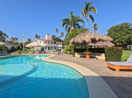 Mar y Cocos Hotel & Villas, hotel i Manzanillo