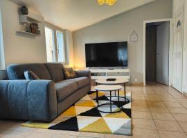 Appartement vue sur le lac, hotel v destinaci Aiguines