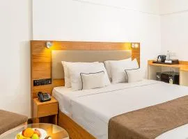 Hotel Dhirendra Palace