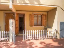 Marcelli, trilocale con portico a 300mt dal mare - M047