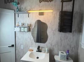 8mins from Jaguar stadium & the Historical Riverside, hotel in Jacksonville