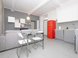 Casa Karina Moderno Bilocale nel Centro Storico di Pinerolo