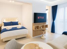 Royal Blue Studio Cortina North Luxury&Comfort, hotel en Voluntari