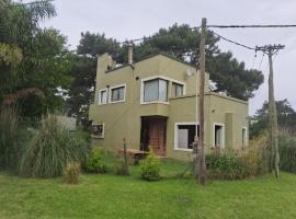 Casa en La Caleta Mar de Cobos, hotel din Mar de Cobo