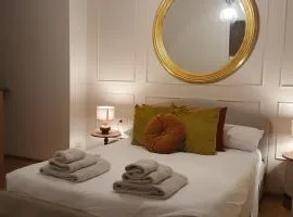 Vintage Cavour Apartment