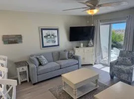 Island Sands 103 Gulf front condo
