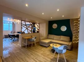 Au Petit Casino, khách sạn ở Vuillafans