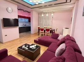 Panorama Family Apartment, 1 Min to Center, Spacious 2 Bedrooms With Panoramic View