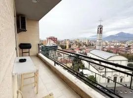 Panorama Family Apartment, 1 Min to Center, Spacious 2 Bedrooms With Panoramic View