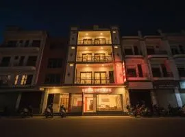 Shri Sai Guest House - Opp Azadpur Main Mandi I Couple Friendly I Metro Access