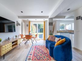 COZY APARTMENT IN BRUSSELS, ξενοδοχείο στις Βρυξέλλες
