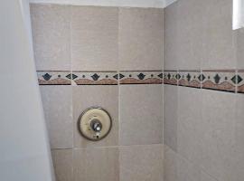 Garden Mar, hotel in Bonao