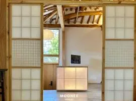 seoul hanok stay moonee