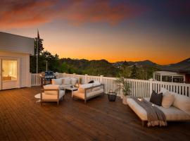 Spacious Group Villa with Jacuzzi and Views, hotel i Askøy