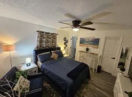 Private 1 Bedroom Suite Near Orlando Attractions
