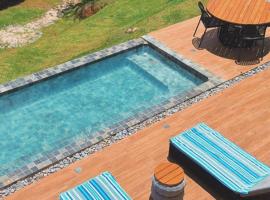 CASA MAGNÍFICA EM CAMPOS DO JORDÃO - Nova, hotel i Campos do Jordão