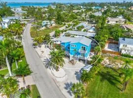 Longboat Village Getaway