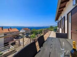 Apartment with A - C in Crikvenica 53907