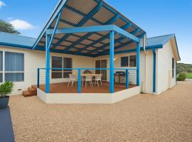 Beachwood - Fabulous Front-Row Goolwa Beach, Pet Friendly, hotel v destinaci Goolwa South