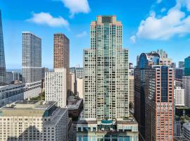 River North Magnificent Mile Condo, Lake and City Views, 43rd Floor Corner, Parking Included!, apartmán v rezidenci v destinaci Chicago