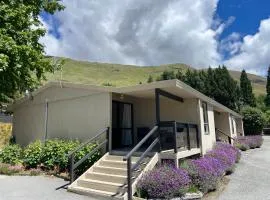 Mt Aspiring Suite - Near Roys Peak