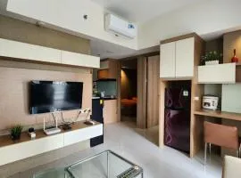 Modern Cozy 2BR Pool View by Navastay Bogor Icon