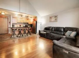 Rocky Mountain Retreat-Mountain View!