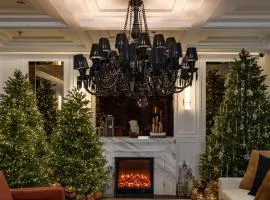 The Savile, by Harry's