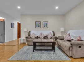 3BR • Pet Friendly + Fireplace • Near Caesars