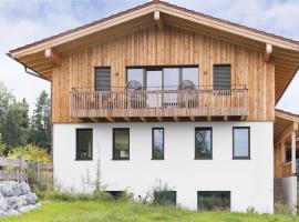 Ferienwohnung Gschwendt - zentrale und ruhige Lage mit eigenem Parkplatz, hotel i Miesbach