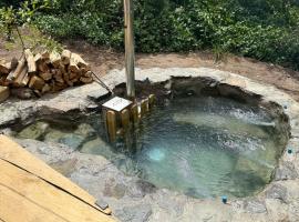 Domos munaQ, hotel in San Javier