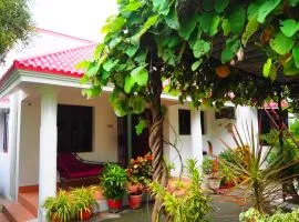 Garden Villa 43 by Tirupati Homestay, Free Breakfast, Near Taj hotel, Posh location, Close proximity to restaurants, Alipiri flyover