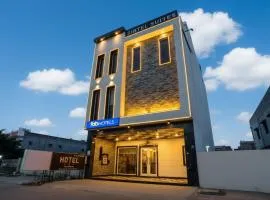 FabHotel Sirtaj Suits