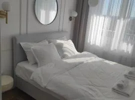 Lullaby apartment 2, moderan stan sa spavaćom sobom i privatnom garažom