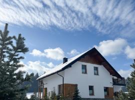 Domek SAMI SWOI, hotel in Zawoja