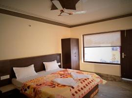 hotelsiyashreeram, hotel in Orchha