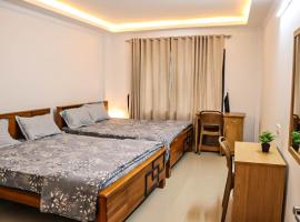 Highland Residency, Hotel in Attappādi