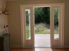 Huisje weltevreden, hotel en Ekshärad