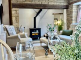 Cosy Rutland Cottage I 2BR I Near Stamford I Free private Parking by Belmont Places, hotel a Ketton