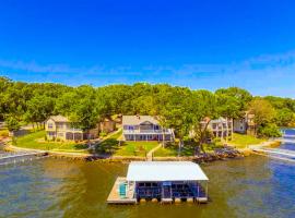 Edgewater-Lakefront 3 BD25BADeckDockGril-16P โรงแรมในซันไรส์บีช