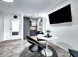 Feel-good apartment with balcony - quiet and central