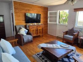 So-Ja Beach House, hotel i Hartenbos