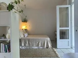 Studio paisible avec jardin