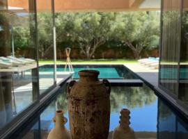 Villa Brin d'Olive Marrakech 6 chambres, hotel a Gzoula