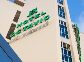Mir Octavio, hotel Algecirasban
