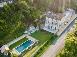 La Maison du Rocher, hotel di Bayac