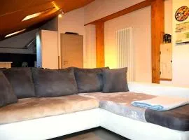 Ampio appartamento con travi a vista - Riviera